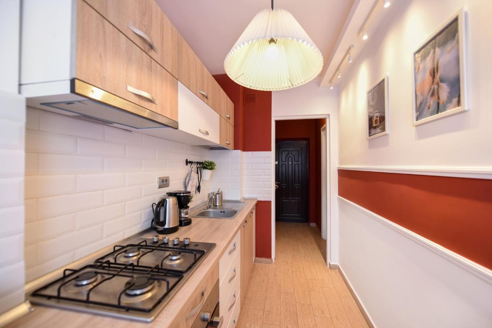 Downtown Oasis: Central Apartments With Cozy Charm 布加勒斯特 客房 照片